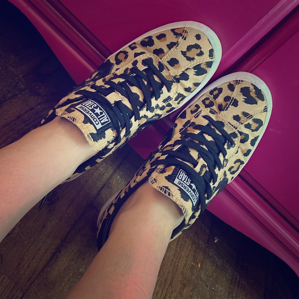 Converse cheetah print shoes